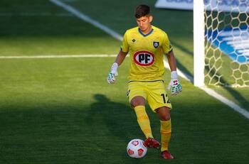 El portero de la U que será "tapado" por el fichaje de Martín Parra y que Cristóbal Campos respaldó