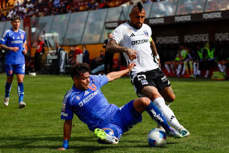 Este domingo 1 de marzo se verán las caras Colo Colo y Universidad de Chile en el Estadio Monumental. Foto: Aton.