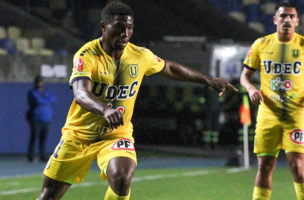 Cruzaron el Atlántico por una oportunidad: Los dos africanos que deslumbran en el fútbol chileno