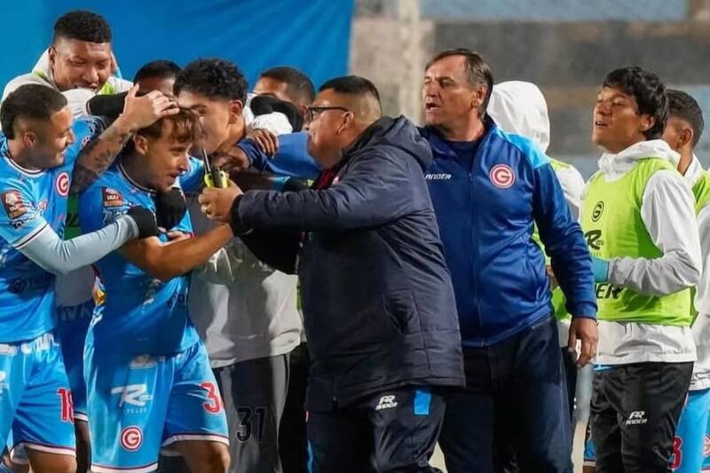. Delantero chileno del Deportivo Garcilaso.