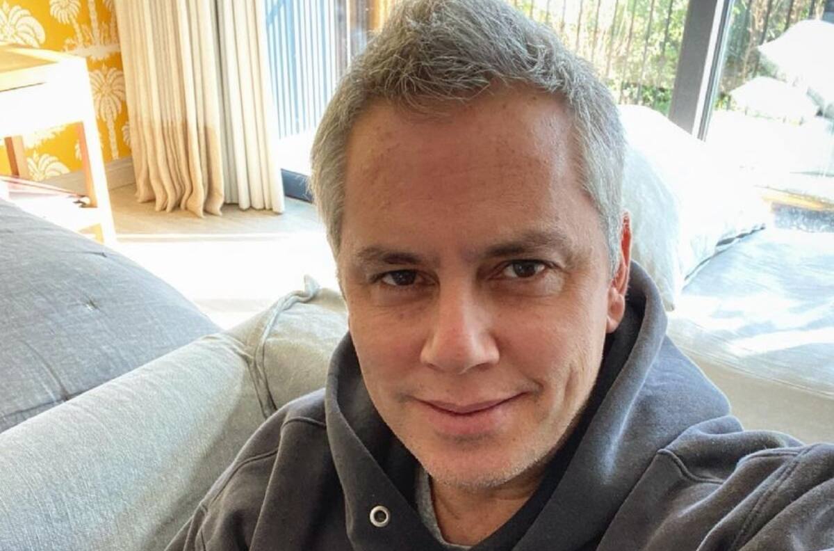 Con torta de barquillos y varios regalos: José Miguel Viñuela y su familia celebraron el cumpleaños de su pequeño hijo, Tomás