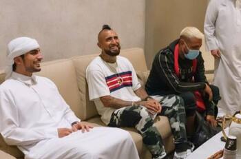 ¿Negociando su futuro? Arturo Vidal se reunió con millonario jeque Mana Al Maktoum en Dubai