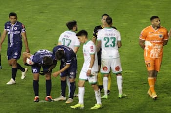 El insólito penal de Taiva que causó la cruel broma de "Arica" Hurtado en su contra