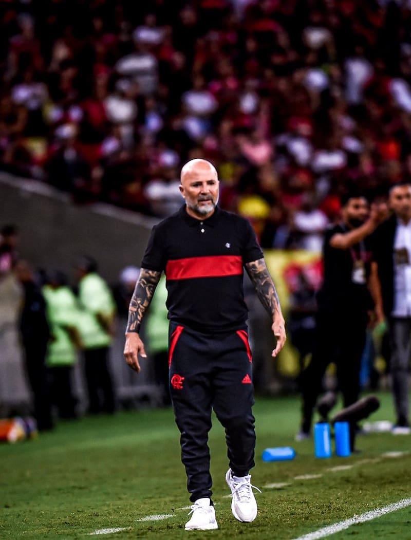 Jorge Sampaoli dirigiendo al Flamengo. Foto: @flamengo_es