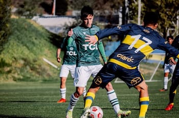 Es formado en Santiago Wanderers y no tuvo la mejor de las salidas, pero avisa que volvería: “El corazón tira”