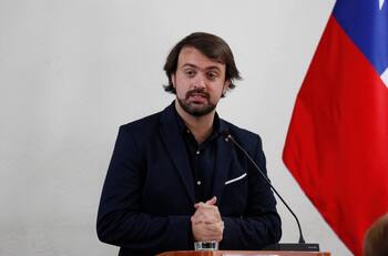 Jorge Sharp afirmó que el Frente Amplio pecó de confiado y que Kast puede ganar el balotaje