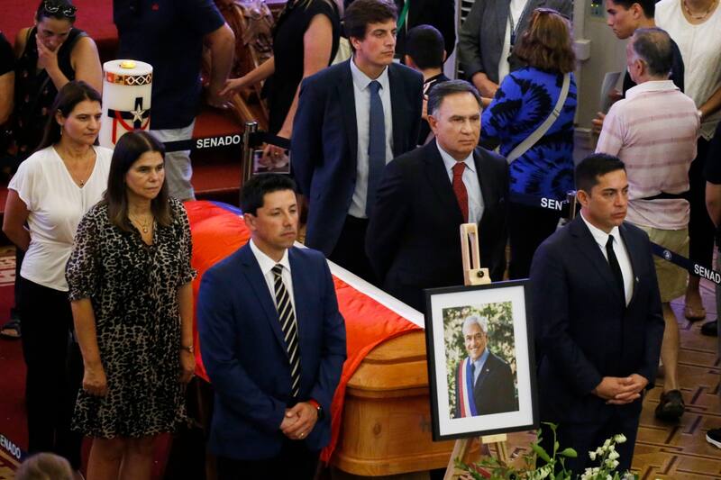 La propuesta en memoria del expresidente.