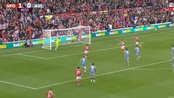 VIDEO | ¿El mejor arquero del mundo? El nuevo error del Dibu Martínez en derrota del Aston Villa