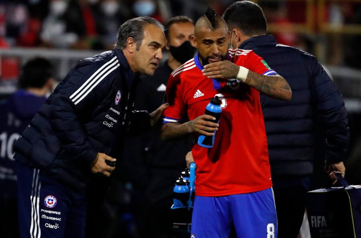 Arturo Vidal reprueba un posible interinato en la banca de La Roja y pide la continuidad de Martín Lasarte