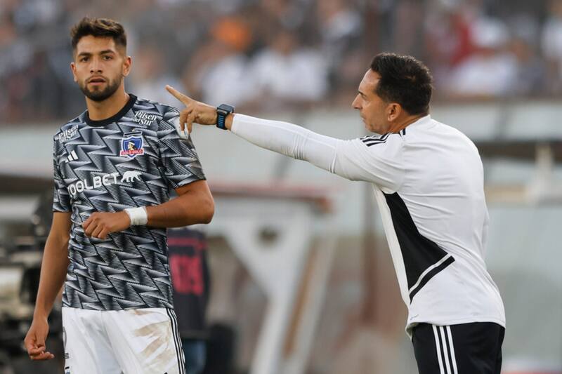 Lemma dirigirá su segundo partido consecutivo a Colo Colo por la suspensión de Quinteros. Foto: Aton.