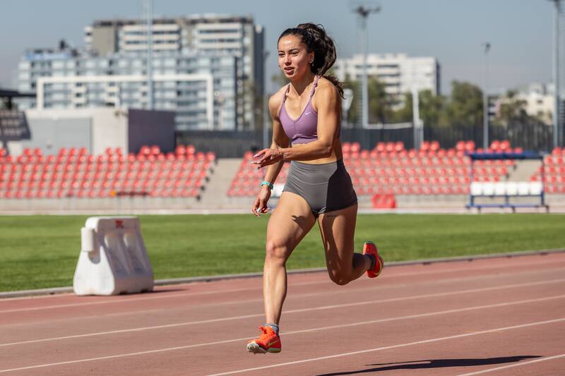 “Me pasaron cosas donde tuve que buscar herramientas para poder estar en paz. Año a año he ido integrándome cada vez más en la psicología. Cómo funciona la mente y la energía".