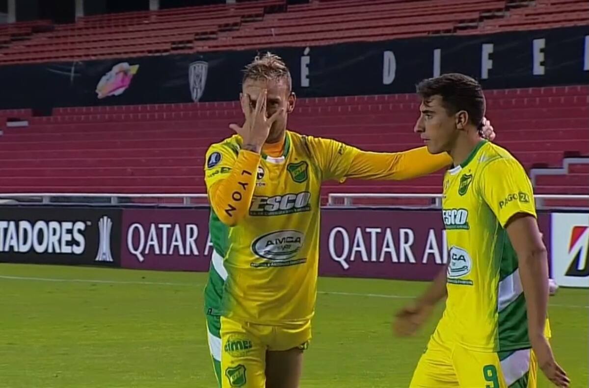 Video: Carlos Rotondi marcó un golazo en Copa Libertadores y homenajeó a Santiago Wanderers
