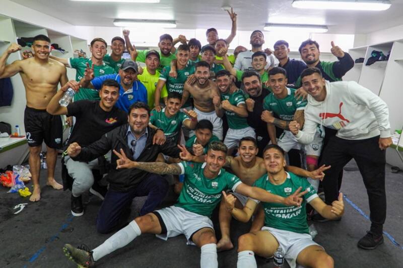 lidera la liguilla por el ascenso en Tercer A. Foto: @provincialovalle