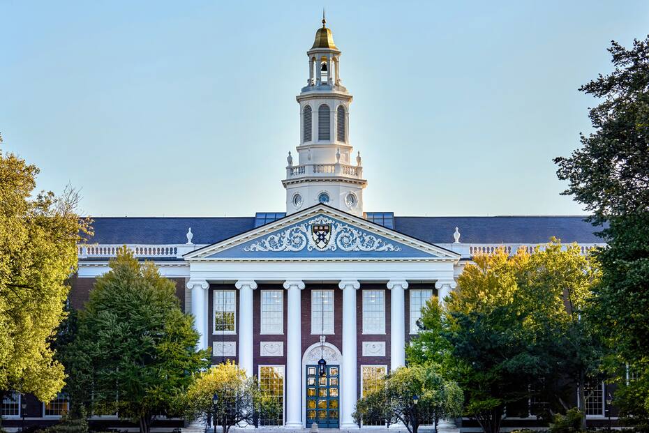 Los expertos de MIT y Harvard describen como recordar cosas en 4 pasos. Créditos: Freepik.