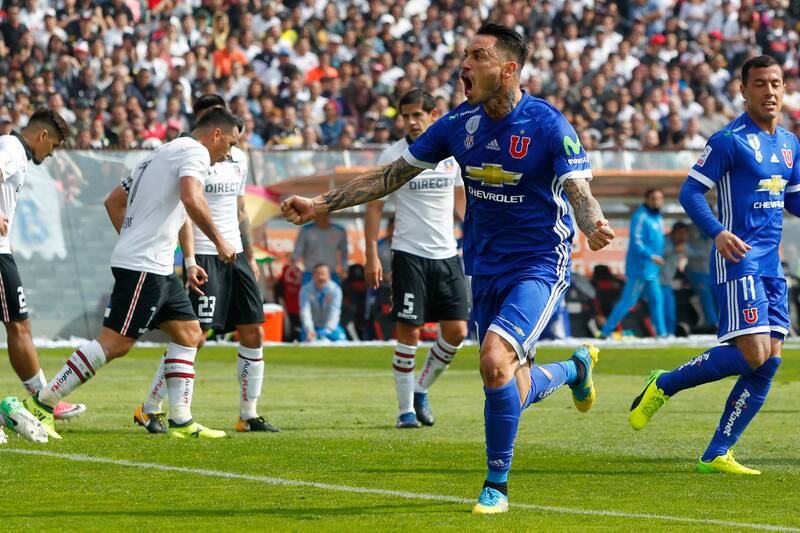 Mauricio Pinilla convirtió un gol en el Superclásico del 2017 disputado en el Estadio Monumental, pero la U perdió por 4-1.