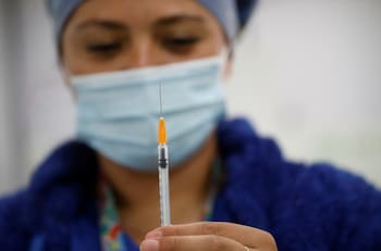VIDEO | Minsal anuncia vacuna contra la viruela del mono a contar de este mes: ¿Quiénes la recibirán primero?