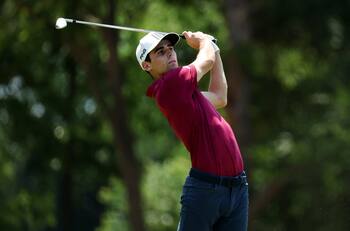 Joaquín Niemann va por el título: hora y dónde ver hoy al chileno en la segunda ronda de The Tour Championship