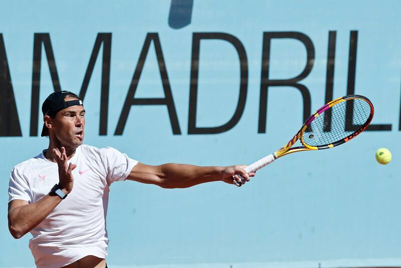 Rafael Nadal entrenando en el Masters 1000 de Madrid.. EFE