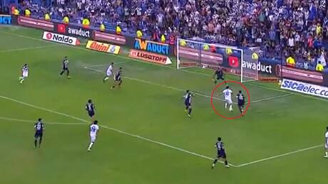 VIDEO | Mientras suena en Colo Colo: Diego Valdés falla increíble gol en Argentina