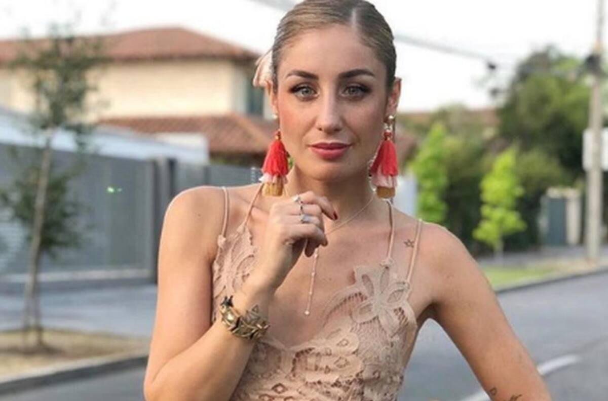 Dani Castro publicó por primera vez una fotografía junto a su pololo, primo de Martín Cárcamo