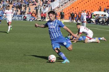 El problema que la U podría tener en la contratación de su nuevo lateral izquierdo