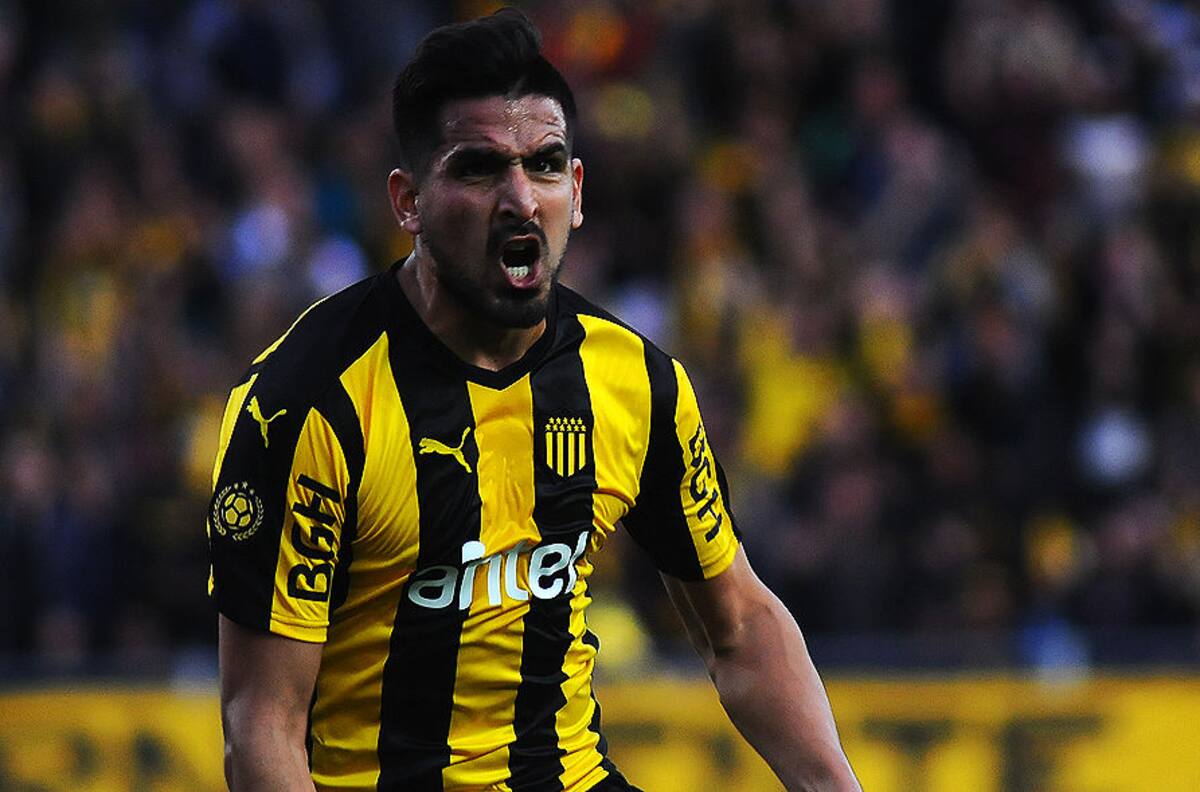 Lucas Viatri toma fuerza para ser el 9 de Colo Colo