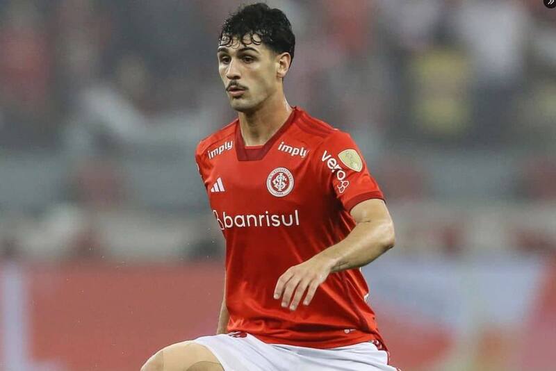 Jhonny Cardoso es el primer fichaje del Betis