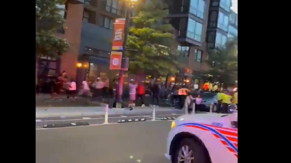 VIDEO | Pánico en la calle: Captan impactante registro del momento en que ocurre tiroteo en Washington