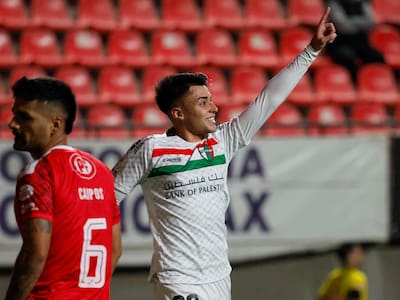 Palestino consiguió un triunfo agónico ante La Calera y se mete en la pelea por el título