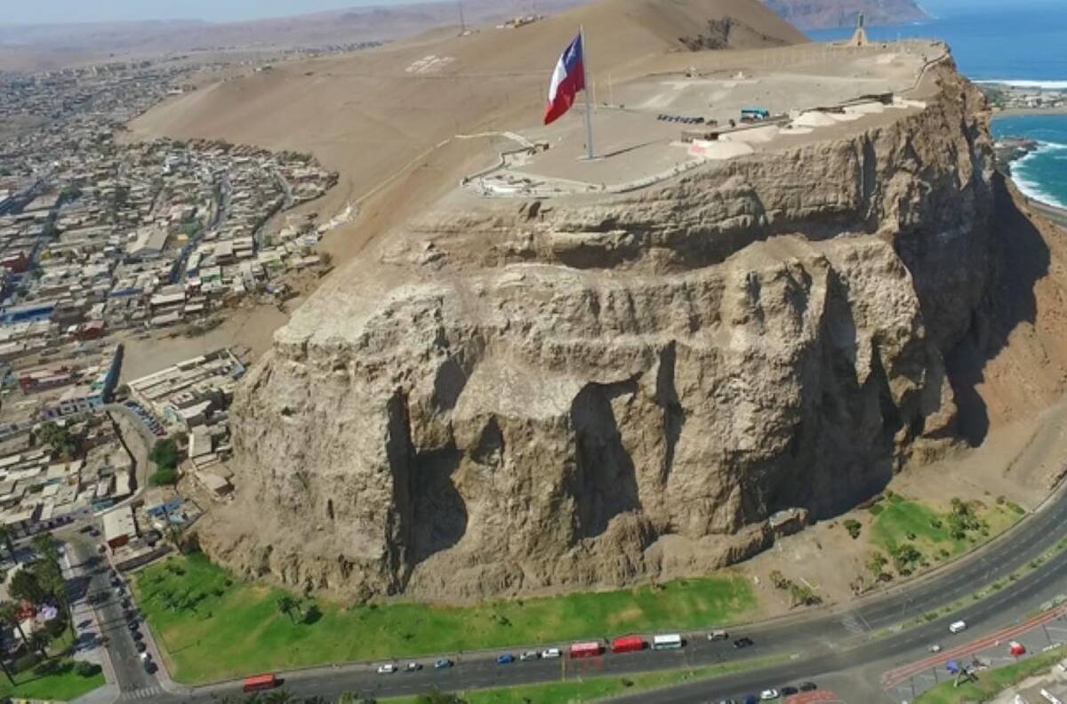Hombre murió tras caer desde la cima del Morro de Arica