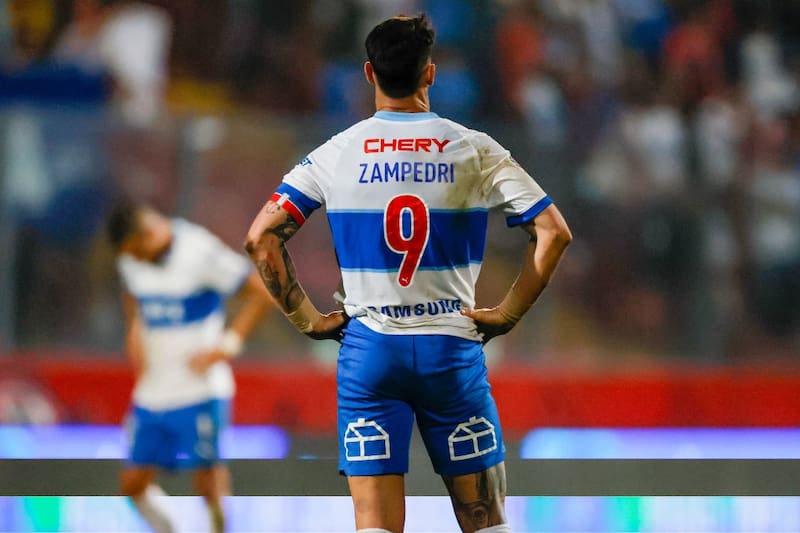 , delantero de la Universidad Católica. Foto: Agencia Aton.