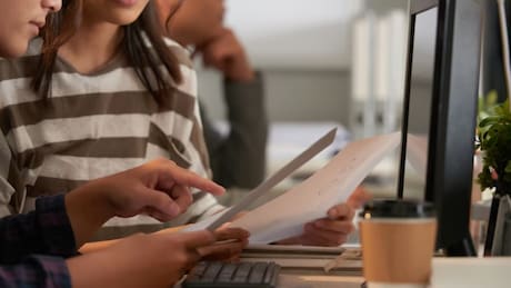 Caja Los Héroes entrega bono de $22.000 a personas que cursen carrera universitaria o técnica