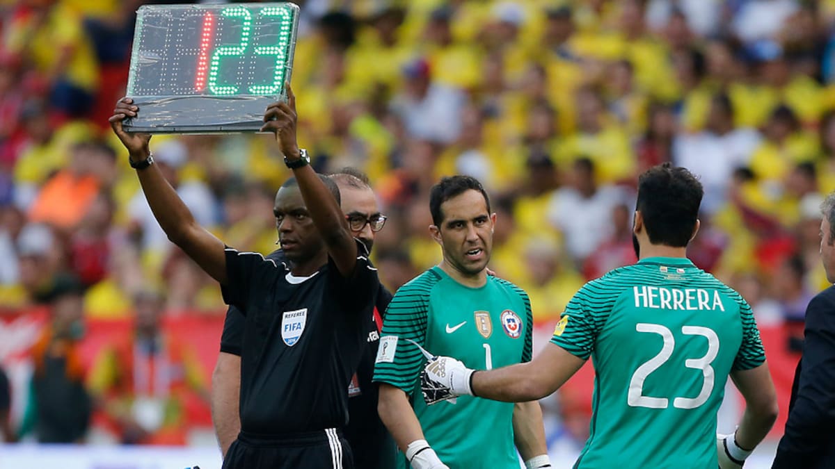 La FIFA extiende los cinco cambios hasta mediados del 2021
