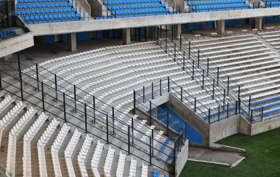 Así luce el sector visitante en el estadio de la UC. Foto: Comunicaciones Cruzados.