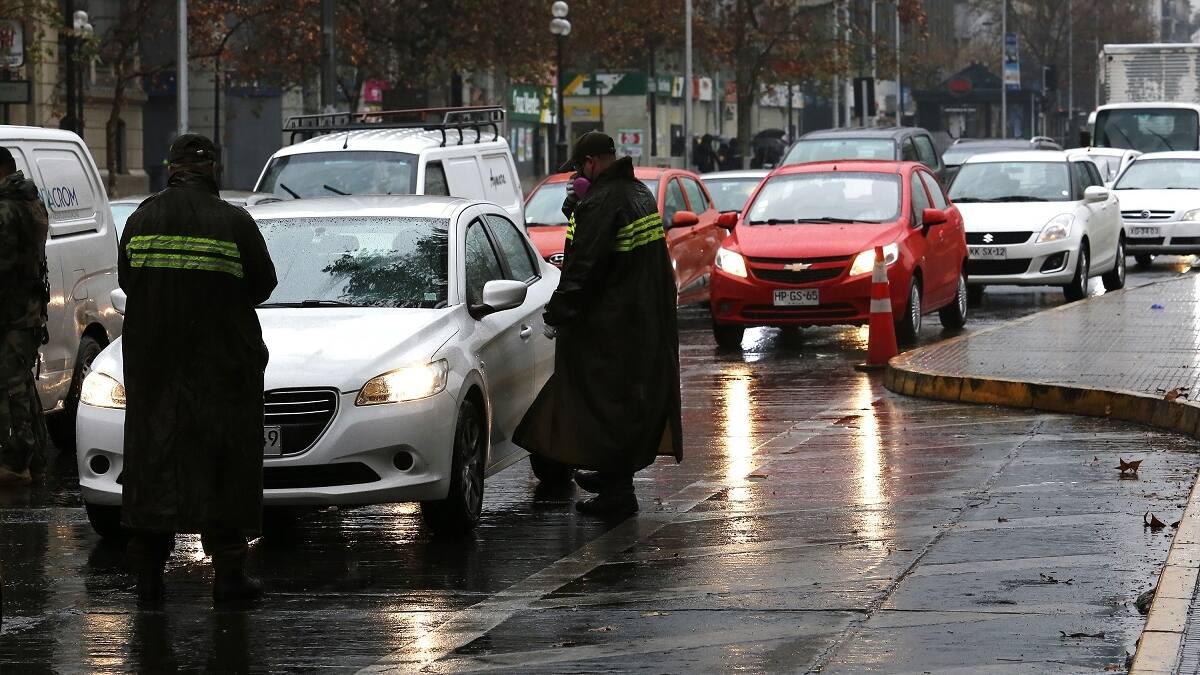 Restricción vehicular 2021: Revisa con la patente de tu vehículo si está habilitado para circular
