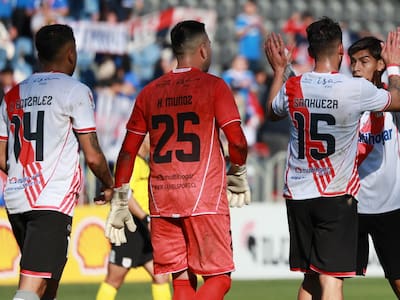 Curicó Unido da el primer golpe y derrota a U. de Chile por los octavos de final de la Copa Chile