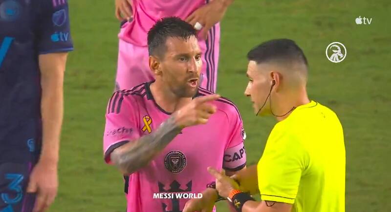 insultando a un árbitro en Estados Unidos