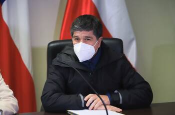 Subsecretario Monsalve pidió que 4 asesores ingresaran a Interior sin límites de salario