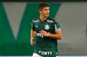 Lo quiere el 'Mago' Valdivia en Colo Colo: ¿Cuál es el presente de Benjamín Kuscevic en Brasil?