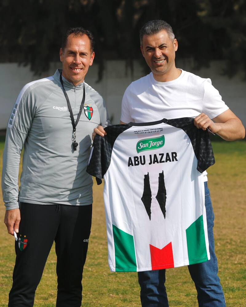 El seleccionador árabe está en Chile en búsqueda de jugadores promesas de cara al Preolímpico asiático. Foto: Palestino.