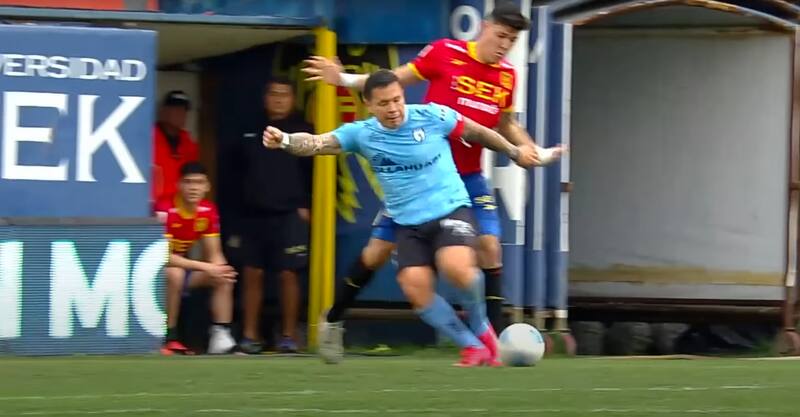 y la falta sobre Álvaro Ramos.