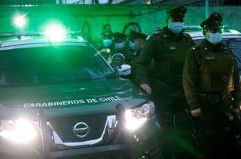 Apuñalan a hombre en las afueras del Metro Del Sol: Víctima se habría negado a entregar un cigarro
