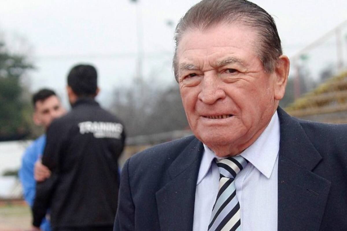 El grave estado de salud que afecta a mítico DT del fútbol chileno El grave estado de salud que afecta a mítico DT del fútbol chileno