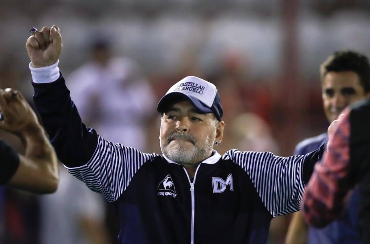 El noble gesto de Diego Maradona para los pequeños hinchas de Gimnasia