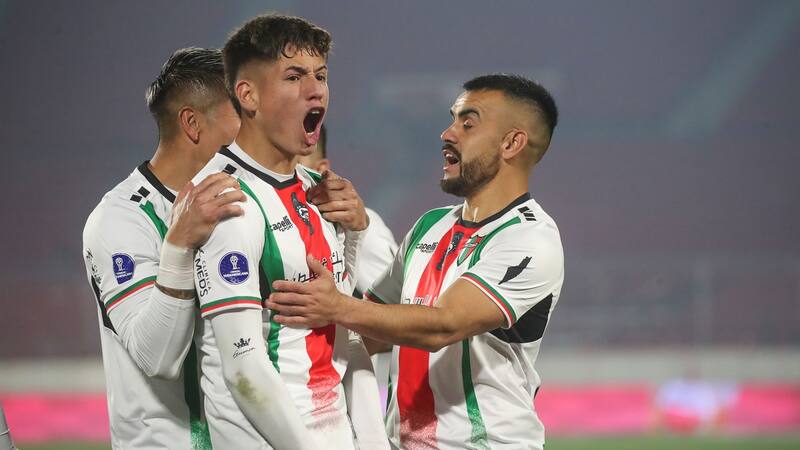 ¿Una opción menos para Colo Colo? El millonario monto y condición que puso Palestino por Iván Román