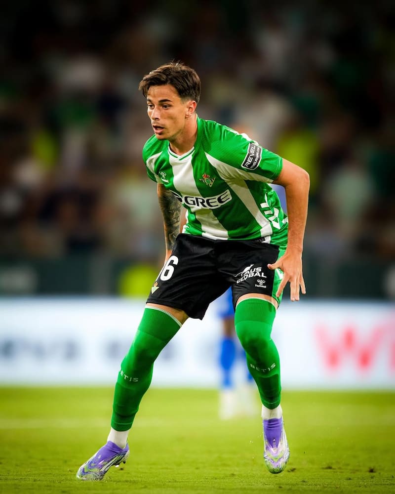 Valentín Gómez, defensa del equipo de Manuel Pellegrini.