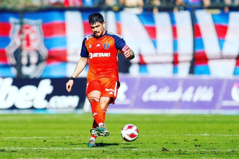Luis Casanova se acerca a renovar en Universidad de Chile. Foto: Nicolás Maldonado - Prensa UCH.
