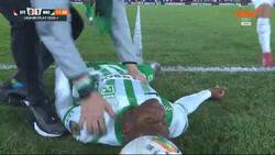 Conmoción en Sudamérica: futbolista colombiano se desmayó en pleno partido