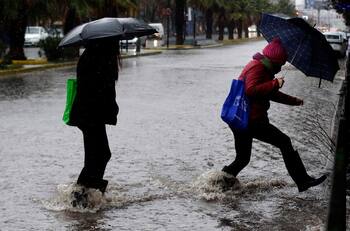 Alerta por turbiedad en el río Maipo: Autoridades piden uso racional del agua