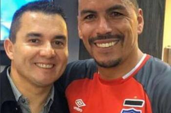 Esteban Paredes respondió a quienes lo criticaron por defender a Sergio Morales